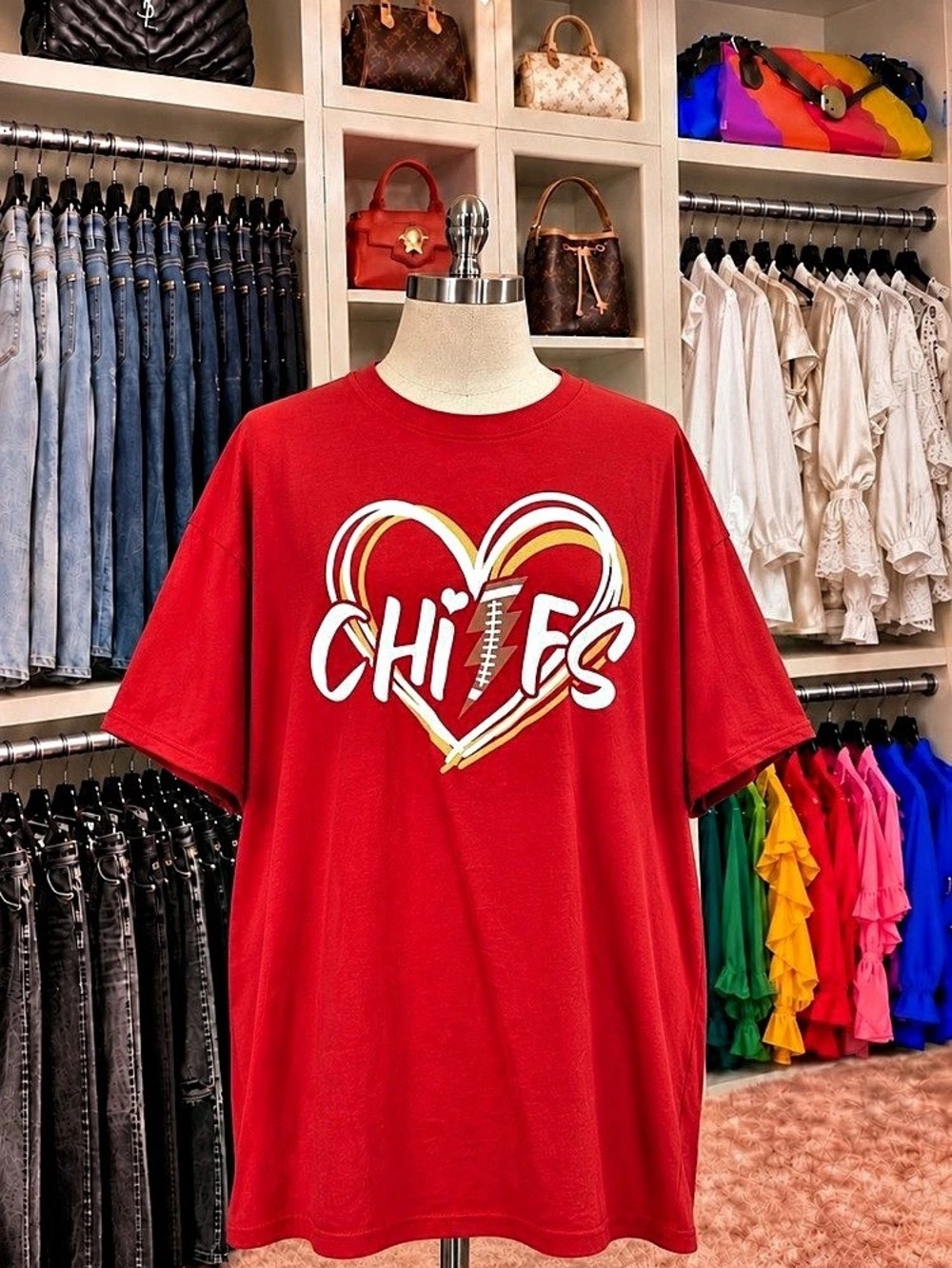 Graphic Chiefs Tee in Red Like New